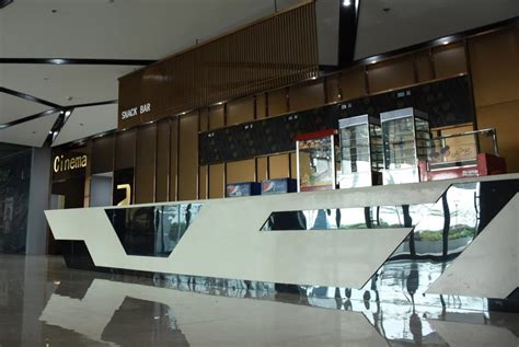 One Mall Valenzuela SkyTheater  .